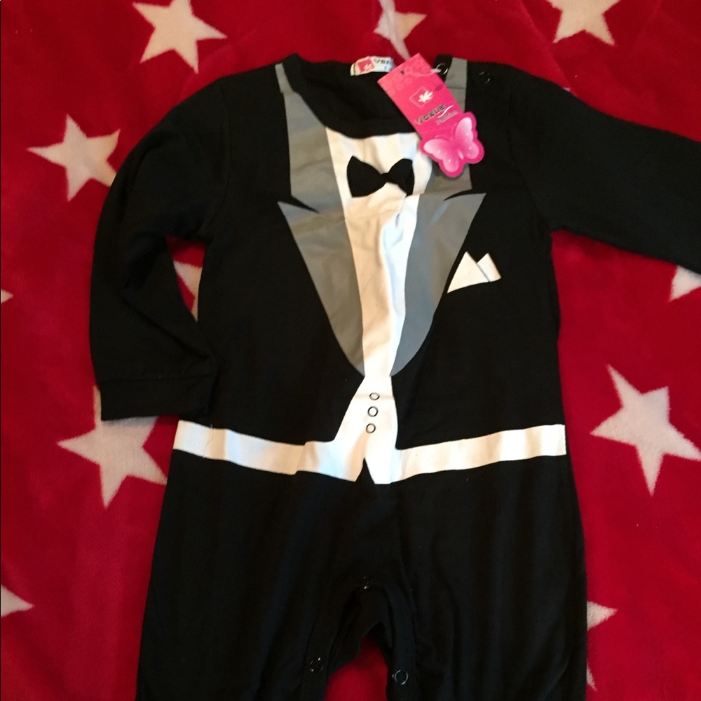NWT snap onsie for boys